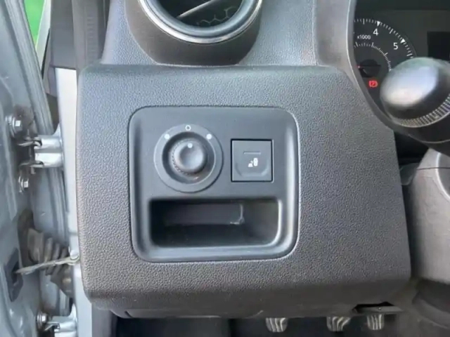 Dacia Duster 1.5 blue dci 115ch prestige 4x2 e6u — photo 13