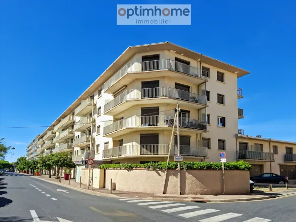 BAISSE DE PRIX Vente appartement T2 Canet-Plage avec balcon terrasse à 100 m de la mer