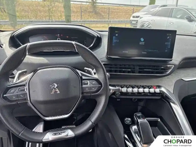 Peugeot 3008 hybrid 225 e-eat8 — photo 13