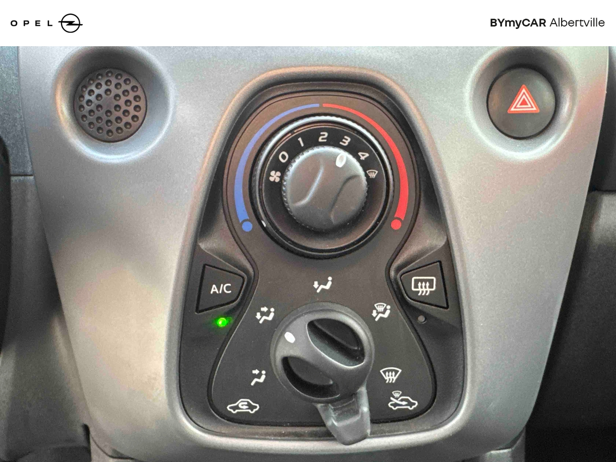 Toyota Aygo 1.0 VVT-i — photo 14