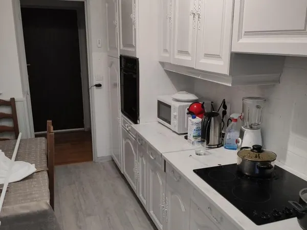 Chambre meublée en colocation - vue seine - évry-courcouronnes - 430 cc