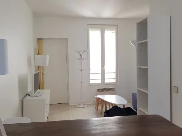 Loue studio meublé 24m² à La Garenne-Colombes (92) - 5min de la Défense