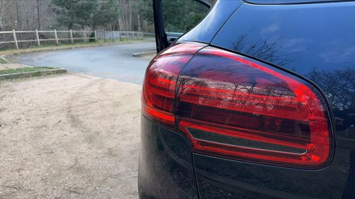 Porsche Cayenne S 3.0 416 e-Hybrid 4x4 Tiptonic 8 - Platinium – 2016 – 186234 km – Hybride rechargeable – Boîte Automatique — photo 18