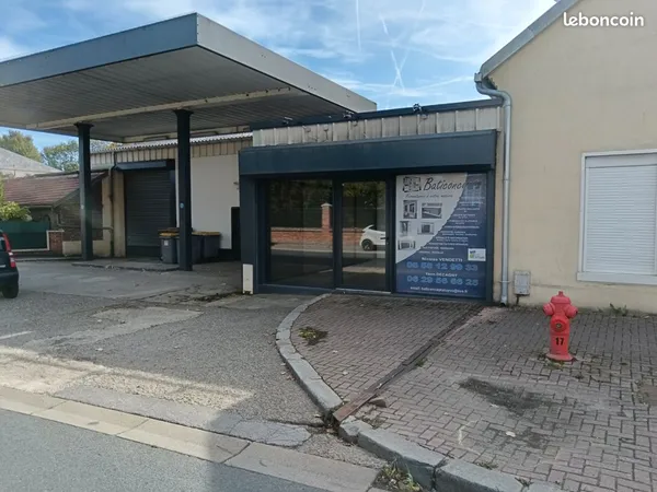 Local d’activité et entrepôt Location Crèvecœur-le-Grand 400m² 1850€