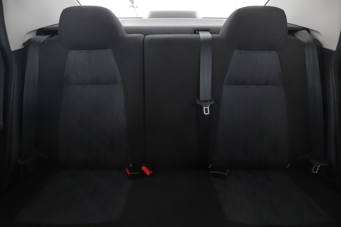 Citroen C-Elysée 1.6 Blue-HDi Confort — photo 14
