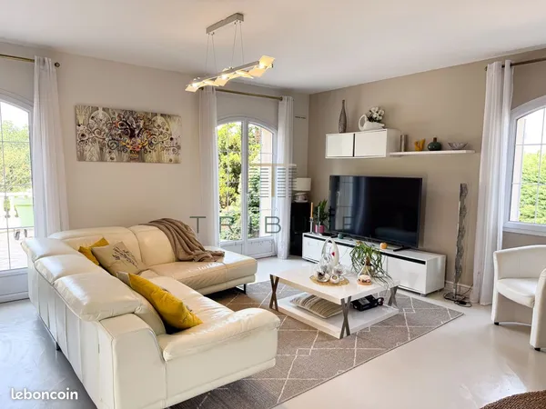 Villa 4 pièces 130 m²