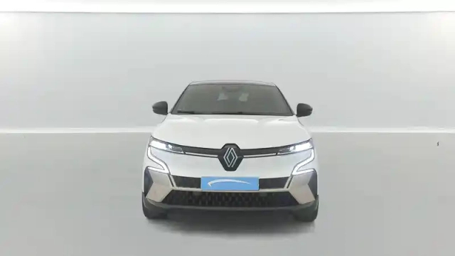 Renault Megane e-tech 220 ch autonomie confort gsr2 — photo 34