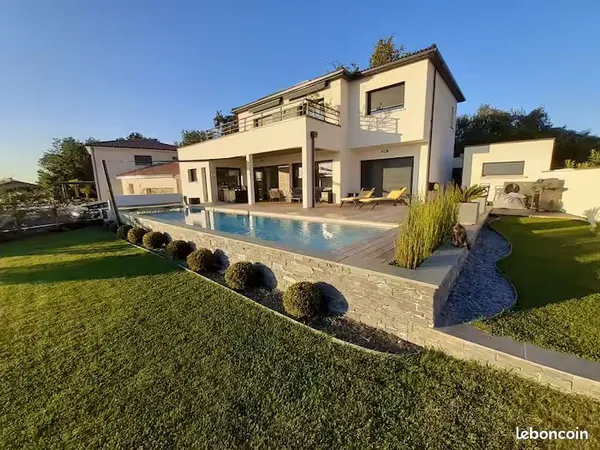 Maison 5 pièces vue sur les Pyrénées