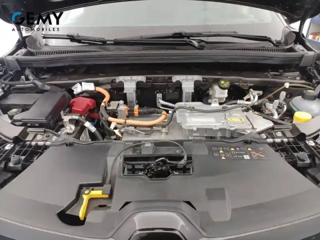 Renault Megane e-tech ev60 220 ch super charge — photo 30