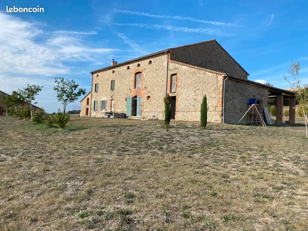 Maison / Corp de ferme rénové avec fort potentiel