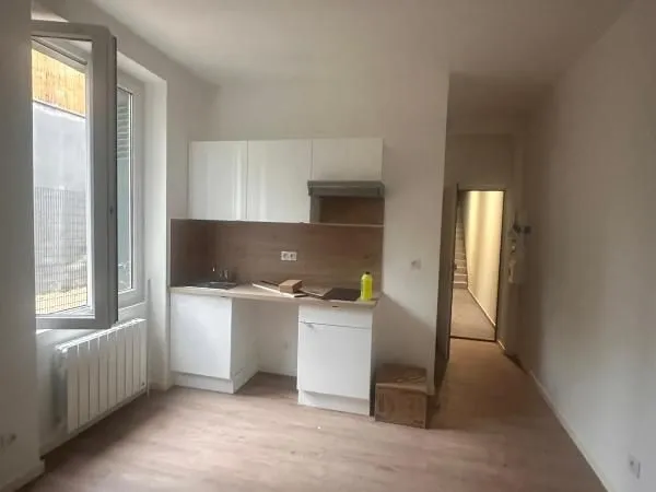 Studio 1 pièce 17 m²