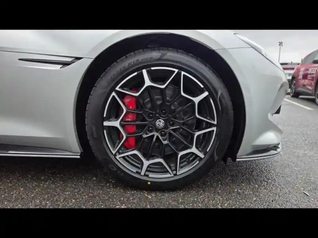 Mg Cyberster 340ch 77kwh 2wd — photo 14