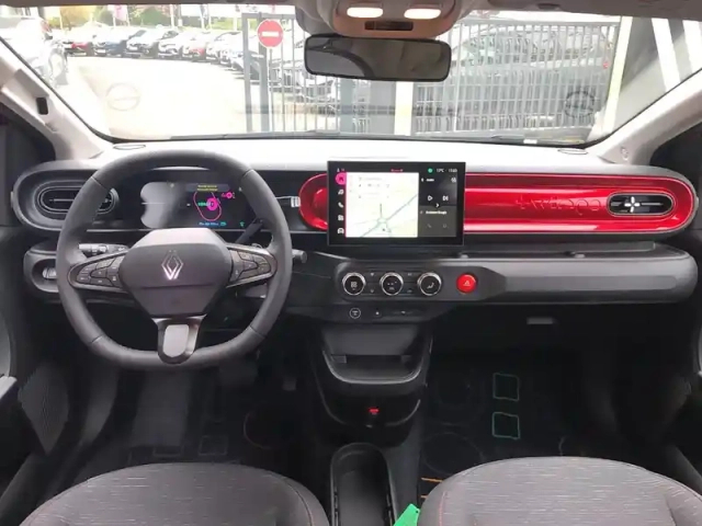 Renault Twingo e-tech electrique 80 ch autonomie urbaine — photo 11
