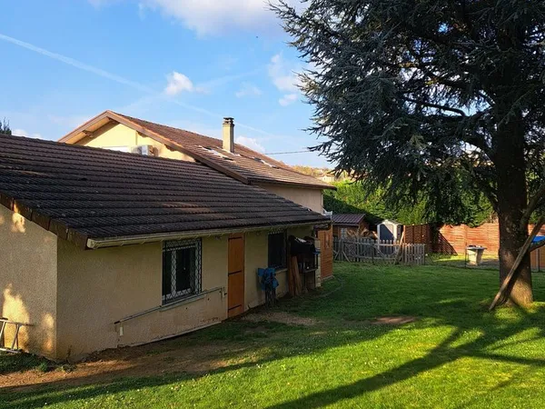 Grande Maison Familiale à la campagne 9 pièces 200 m² Terrain 2700 M²