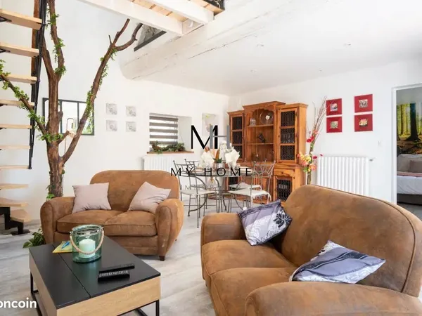Propriété 8 pièces 180 m²