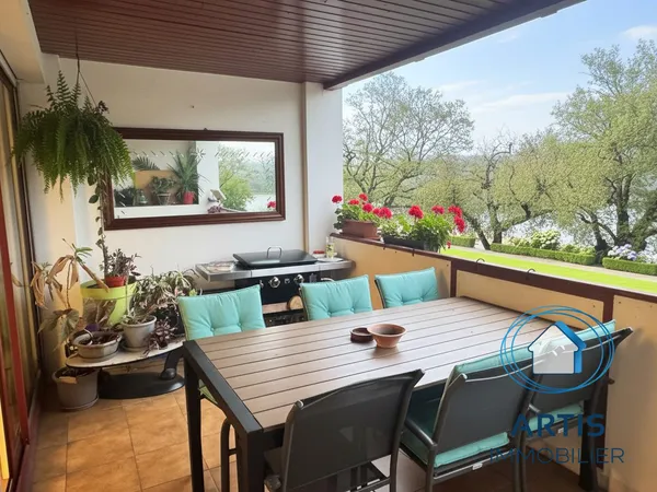 Appartement T4 spacieux avec extérieur privati