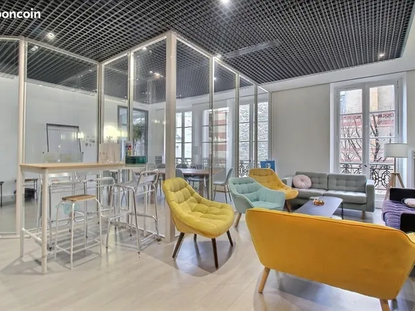 Bureaux 671 m²