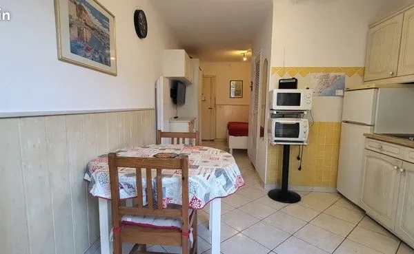 Studio 1 pièce 23 m²