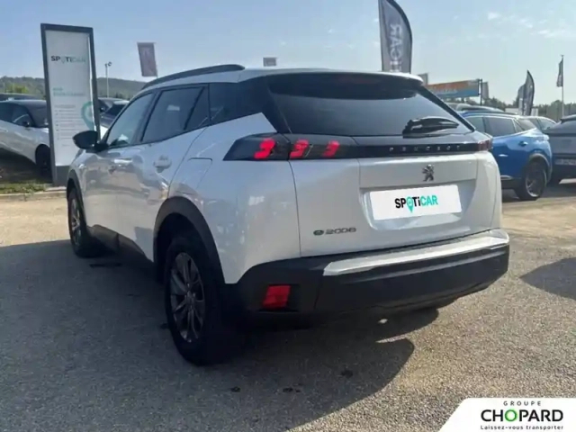 Peugeot 2008 electrique 136 ch — photo 29