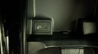 Mercedes Gla 200 163ch Progressive Line 7G-DCT — photo 30