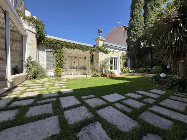 Maison de luxe 7 pièces 297 m²