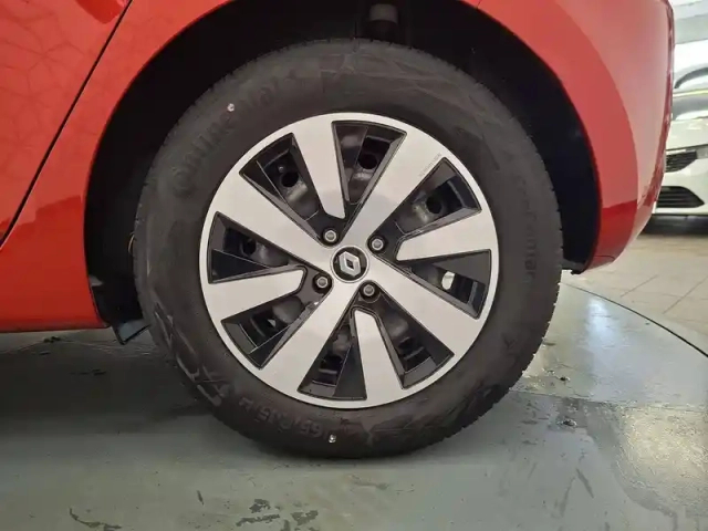 Renault Clio tce 90 — photo 20
