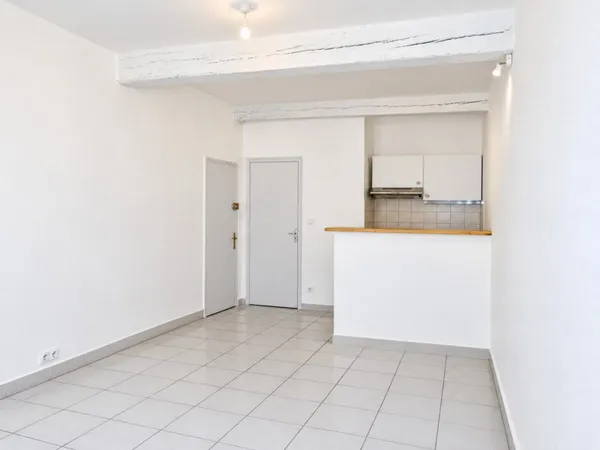 Studio 1 pièce 26 m²