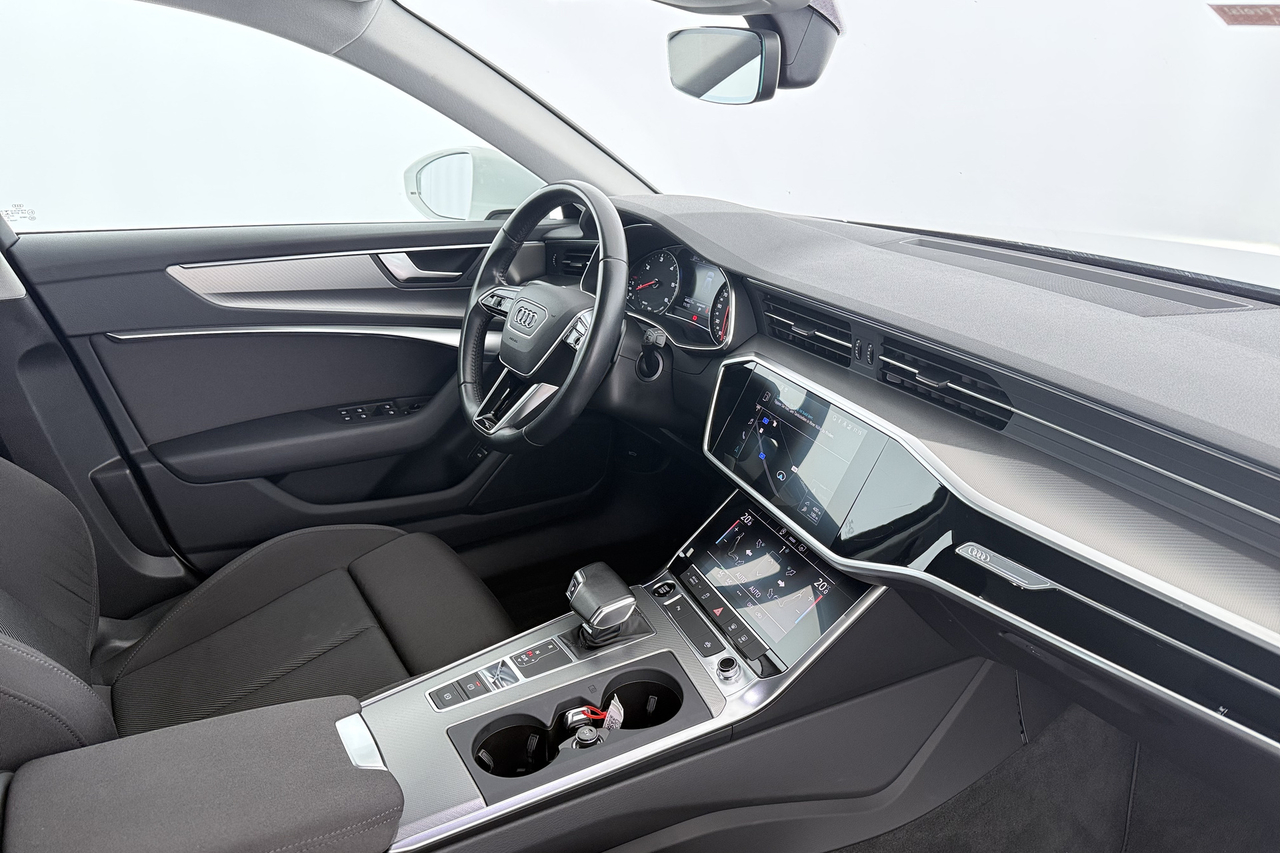 Audi A6 Avant — photo 14