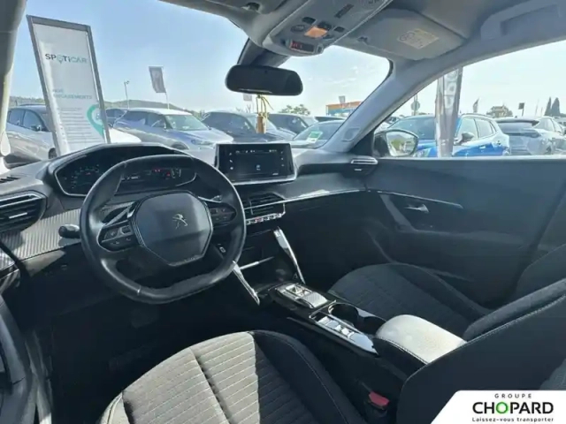 Peugeot 2008 electrique 136 ch — photo 2