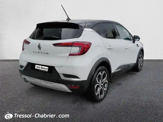 Renault Captur tce 140 edc - 21 intens — photo 2