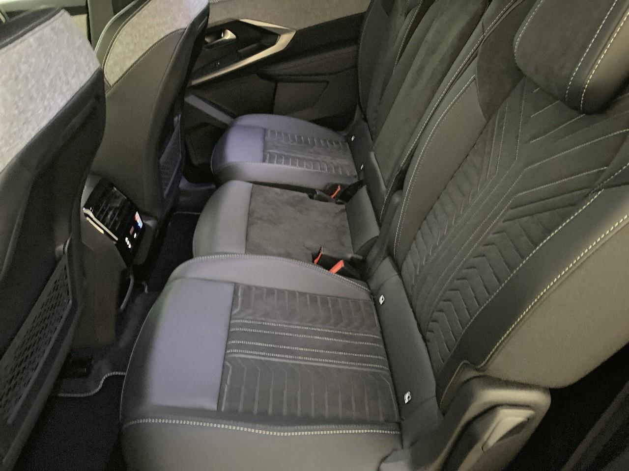 Peugeot 5008 hybrid 145 ch e-dcs6 gt — photo 10