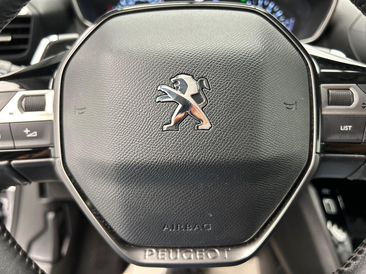 Peugeot 2008 puretech 130 s&s eat8 allure — photo 24