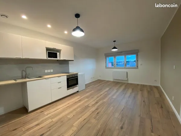 Studio 1 pièce 26 m²
