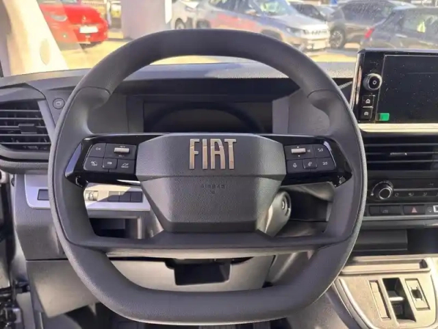 Fiat Scudo fg m 2.2 diesel 150ch pack premium connect automatique — photo 13