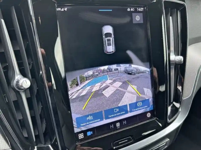 Volvo V60 t6 awd recharge 253 ch + 145 ch geartronic 8 — photo 16