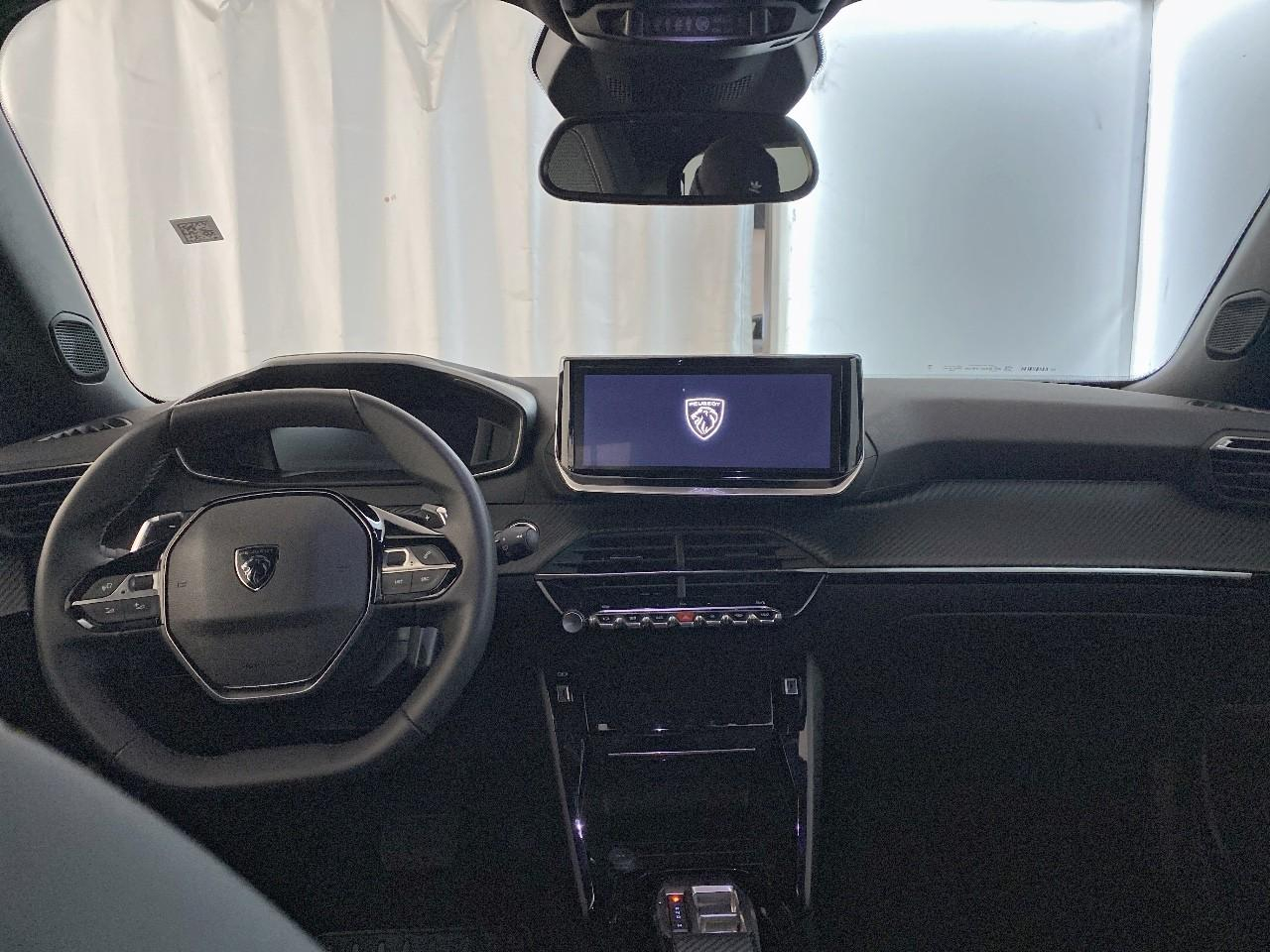 Peugeot 2008 hybrid 145 ch e-dcs6 allure — photo 8