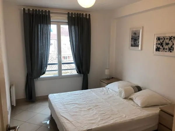 APPARTEMENT T3 MEUBLE