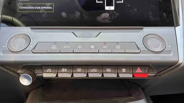 Peugeot 308 sw hybrid 145 e-dcs6 — photo 55