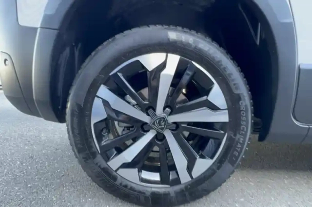 Peugeot Rifter m bluehdi 130 s&amp;s eat8 5pl — photo 32