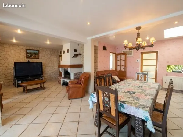 Maison 6 pièces 155 m²