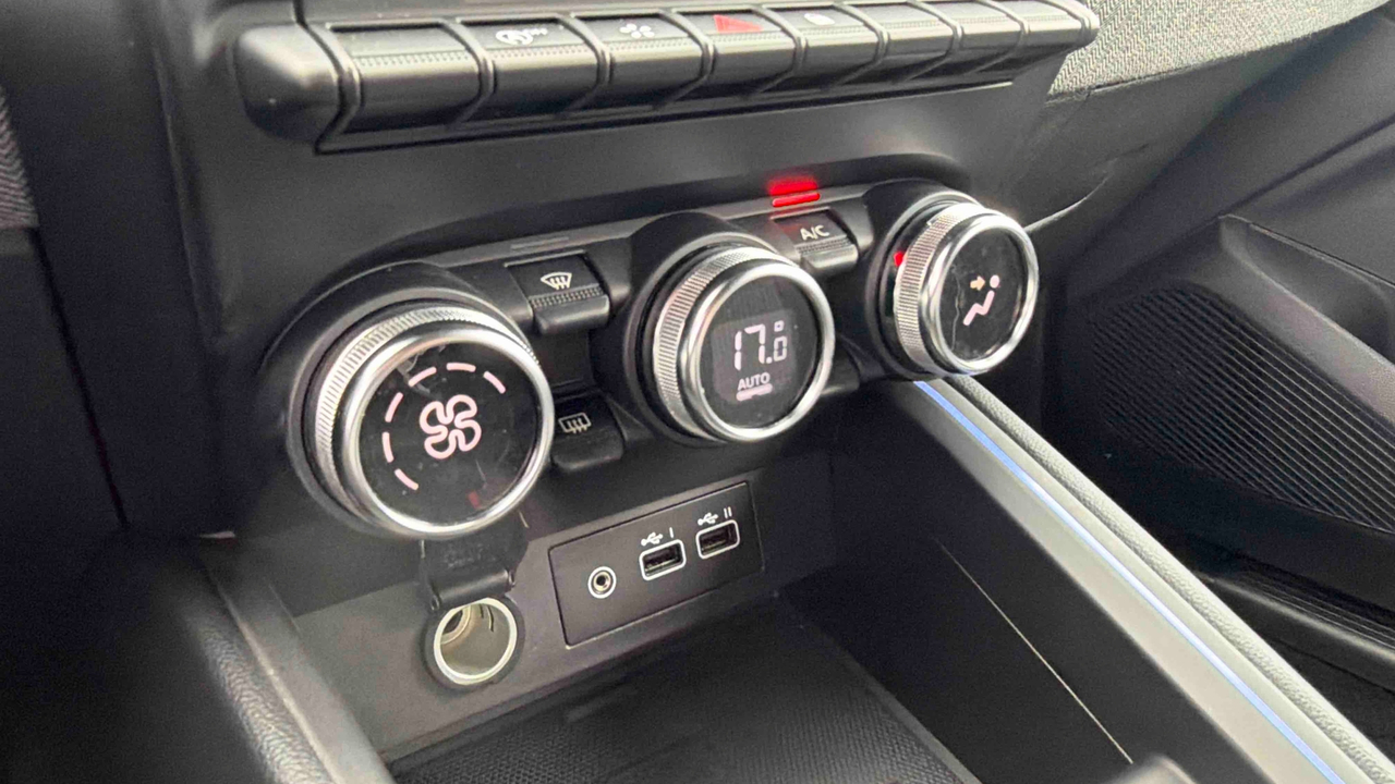 Renault Clio TCe 90 ch GSR2 — photo 24