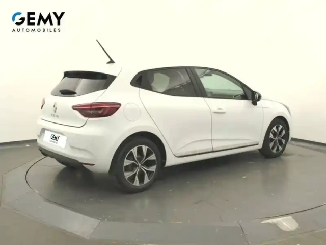 Renault Clio tce 90 — photo 39