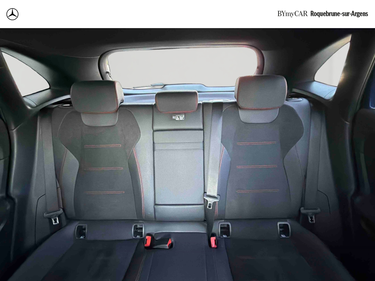 Mercedes EQA 250+ — photo 12