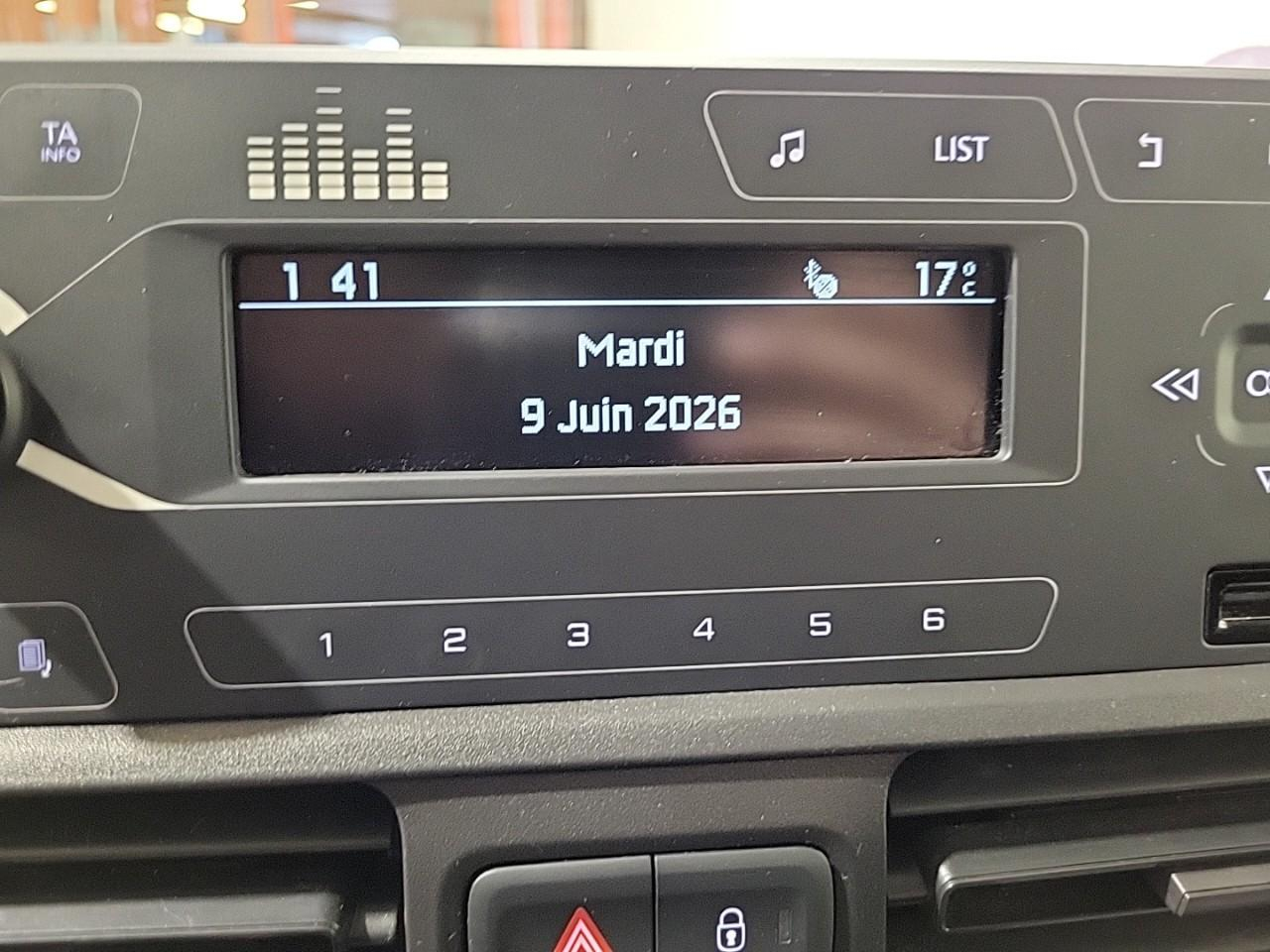 Citroën Berlingo van m 650 puretech 110 s&s bvm6 club — photo 11