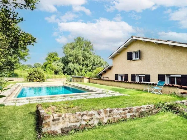 Villa 7 pièces 150 m²