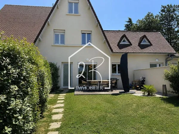 Maison 4 pièces 84 m²