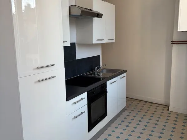 Superbe T4 hyper centre immeuble avec ascenseur