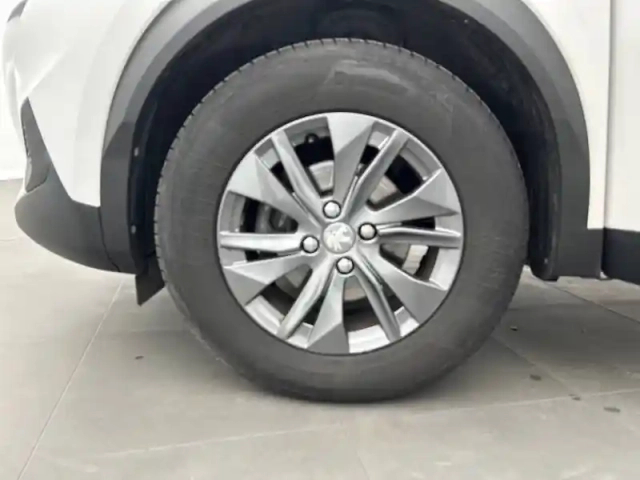 Peugeot 2008 puretech 130 s&amp;s eat8 — photo 44