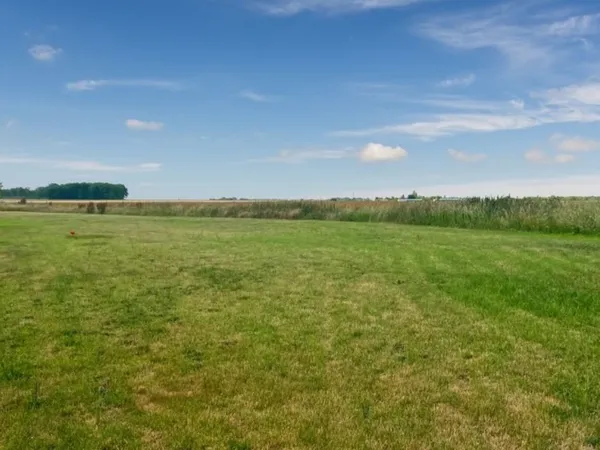 Terrain 936 m²