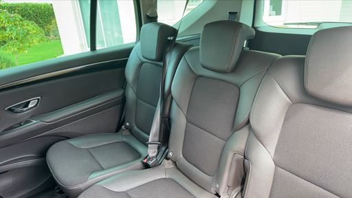 Renault Espace 1.6 dCi 160 Energy EDC - Zen – 2018 – 175763 km – Diesel – Boîte Automatique — photo 35